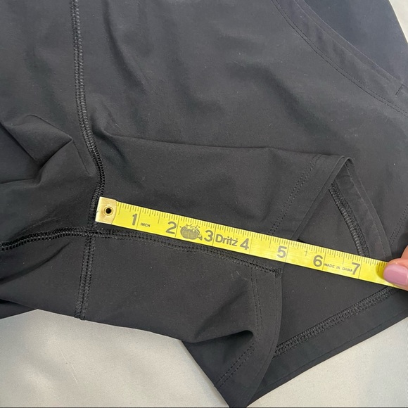 Lands End Dri Fit Black Shorts Sze. 4 - Picture 5 of 8